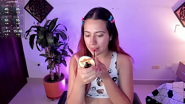 Snapshot of Agatha_Vixen chatting on 03.17.25 Agatha Vixen online show from 03.17.25