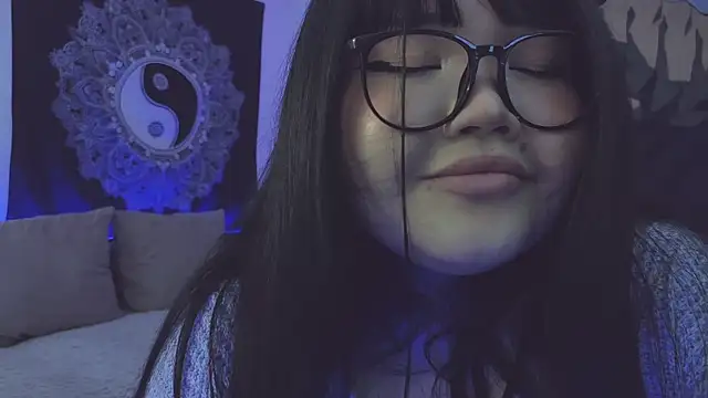LeyaKan online show from 01.15.25
