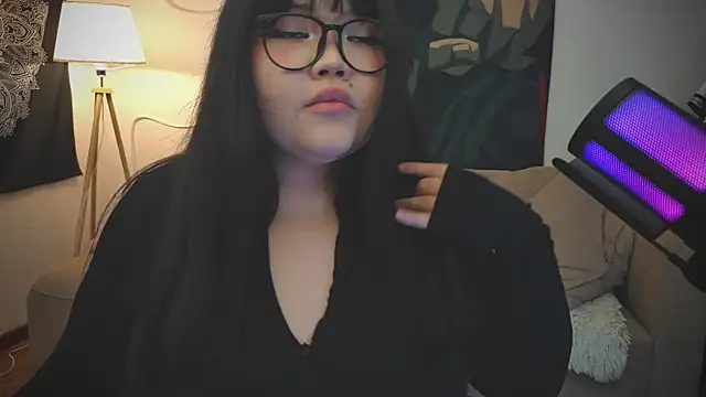 LeyaKan online show from 02.02.25