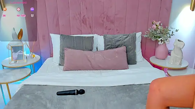 AlishaBel online show from 10.14.25