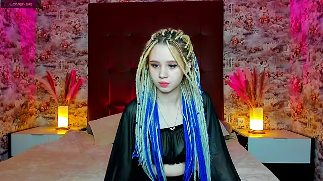 Valerie Woods online show from 12.21.24