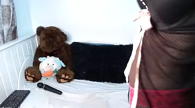 Tee Raven online show from 12.14.24