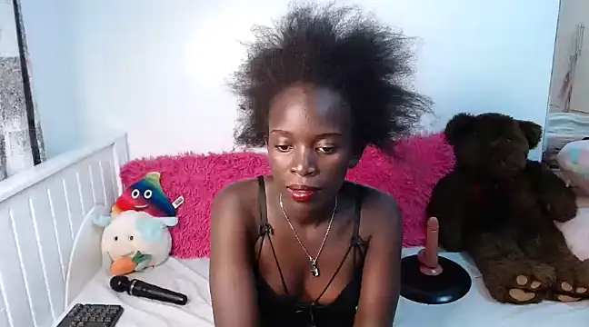 Tee Raven online show from 02.14.25