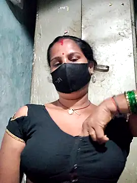 Snapshot of Hey_Ziya chatting on 09.17.25 Hey Ziya online show from 09.17.25