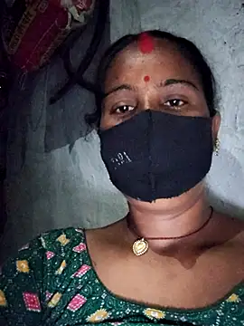 Snapshot of Hey_Ziya chatting on 10.07.25 Hey Ziya online show from 10.07.25