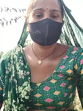 Snapshot of Hey_Ziya chatting on 10.15.25 Hey Ziya online show from 10.15.25