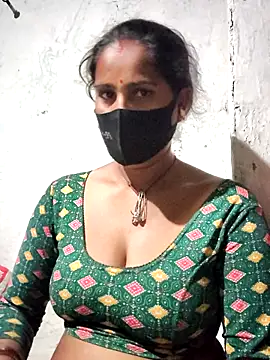 Snapshot of Hey_Ziya chatting on 10.21.25 Hey Ziya online show from 10.21.25