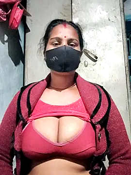 Snapshot of Hey_Ziya chatting on 11.07.25 Hey Ziya online show from 11.07.25