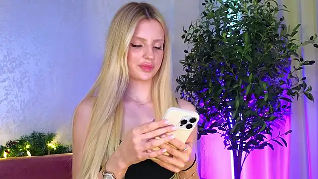 Snapshot of Grace_Gordon chatting on 01.03.25 Grace Gordon online show from 01.03.25