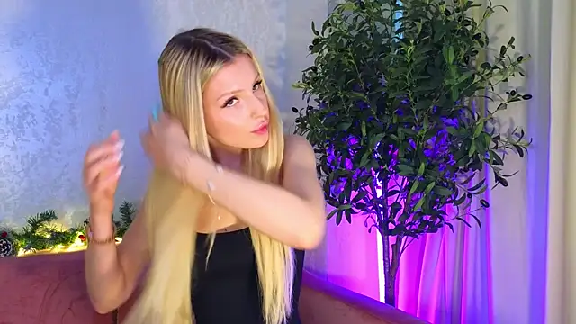 Snapshot of Grace_Gordon chatting on 01.09.25 Grace Gordon online show from 01.09.25