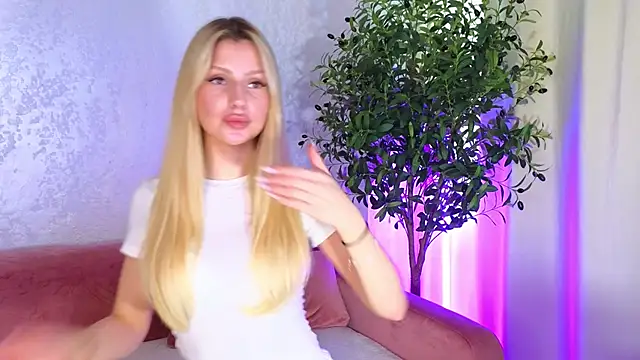 Snapshot of Grace_Gordon chatting on 02.07.25 Grace Gordon online show from 02.07.25