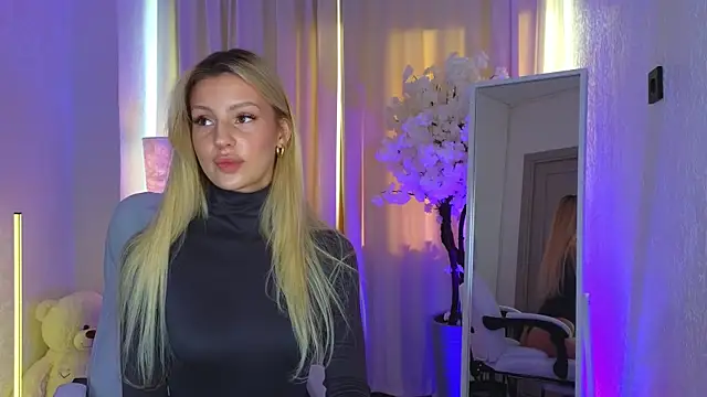 Snapshot of Grace_Gordon chatting on 02.20.25 Grace Gordon online show from 02.20.25