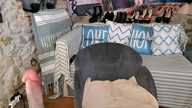 sara love89 online show from 12.05.25