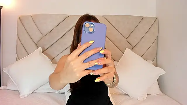 DarlinJones online show from 01.08.26