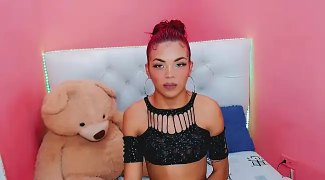 Snapshot of alexa-xxx- chatting on 01.08.25 alexa-xxx- online show from 01.08.25