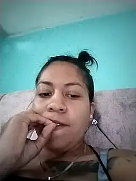 Snapshot of Tiphanydirty3 chatting on 12.30.24 Tiphanydirty3 online show from 12.30.24
