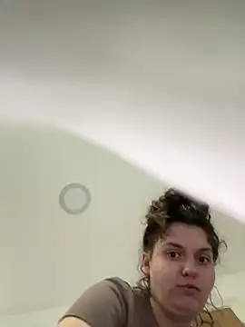 Sxybitch2024 online show from 02.14.26