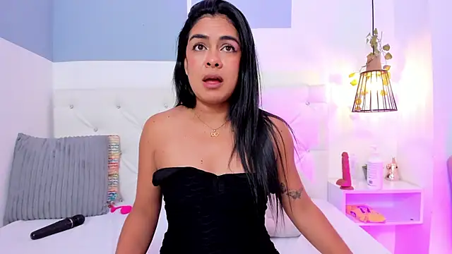 Snapshot of hannah_gray chatting on 03.21.25 hannah gray online show from 03.21.25