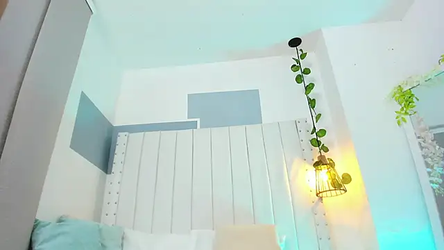 Snapshot of hannah_gray chatting on 10.17.25 hannah gray online show from 10.17.25