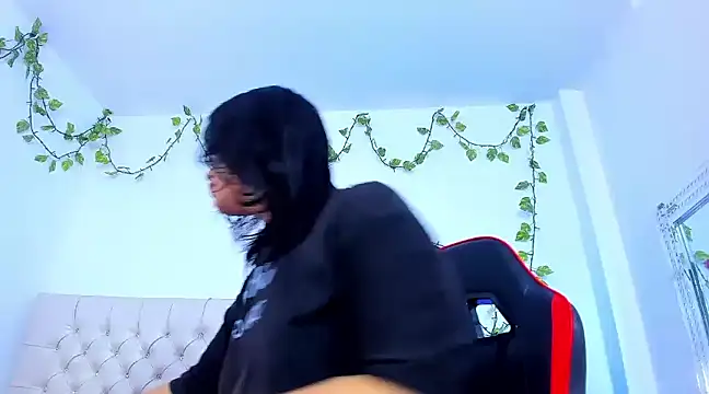 Snapshot of JazirMartinez chatting on 03.05.25 JazirMartinez online show from 03.05.25