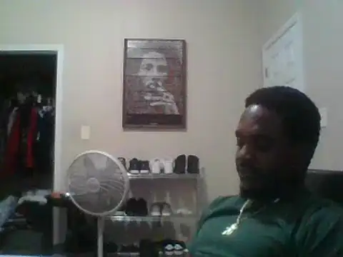 Hugedick0071 online show from 12.25.24