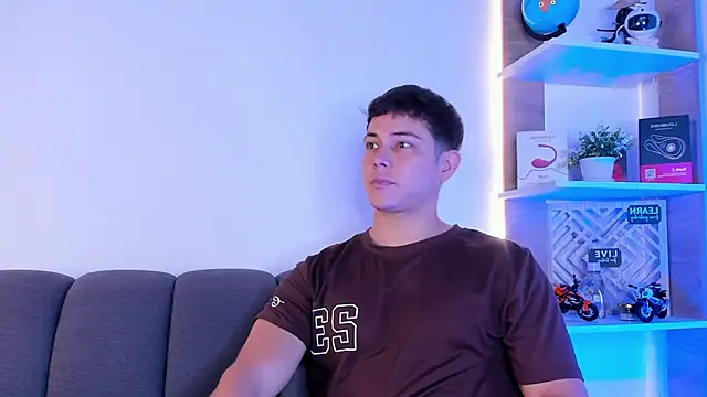 Snapshot of Alan_hadid1 chatting on 02.01.26 Alan hadid1 online show from 02.01.26