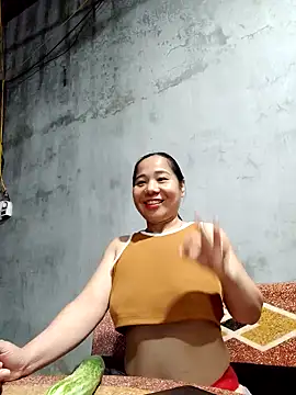 Queen 18200 online show from 12.04.24