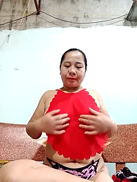 Queen 18200 online show from 10.20.25