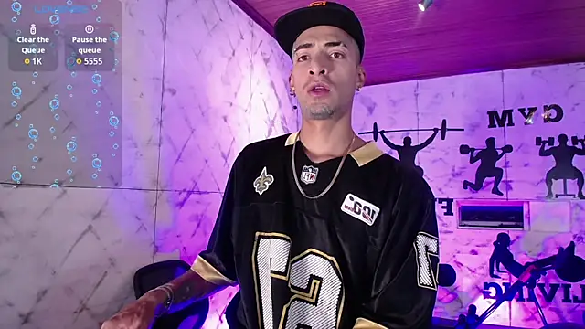 DrakeNeumann online show from 11.14.25