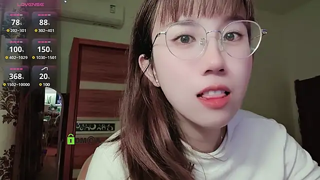 Lili 666 online show from 12.18.24