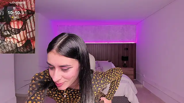 karlaa james online show from 12.03.25