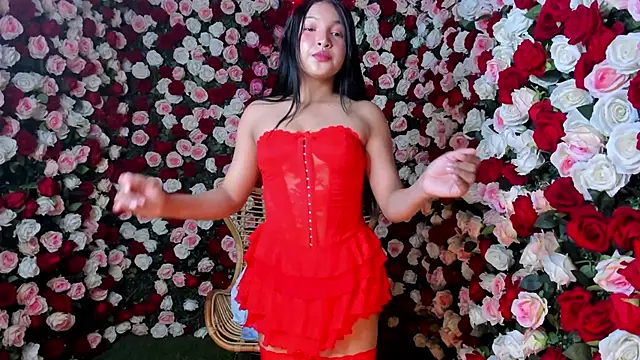 Snapshot of Charlothe_capell chatting on 02.13.26 Charlothe capell online show from 02.13.26