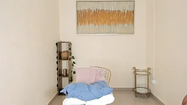 Snapshot of Charlothe_capell chatting on 02.25.26 Charlothe capell online show from 02.25.26