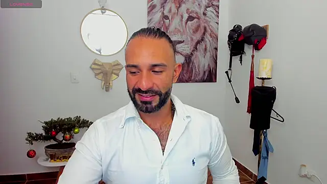 Snapshot of mr_maik chatting on 01.04.25 mr maik online show from 01.04.25