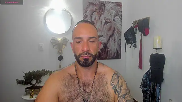 Snapshot of mr_maik chatting on 02.11.25 mr maik online show from 02.11.25