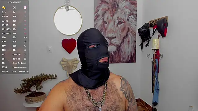 Snapshot of mr_maik chatting on 02.27.25 mr maik online show from 02.27.25
