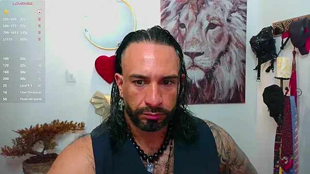 Snapshot of mr_maik chatting on 03.16.25 mr maik online show from 03.16.25