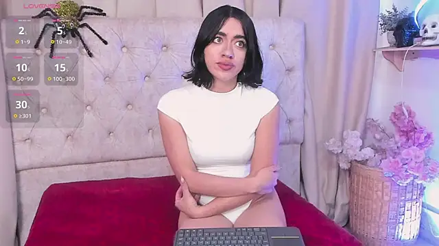 KasiaNoir  online show from 10.16.25