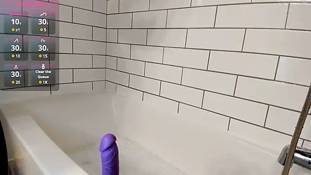 ImLeanneLawson online show from 03.18.25