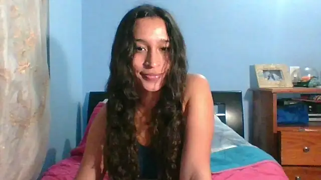 Snapshot of silverdoll_ chatting on 03.07.25 silverdoll online show from 03.07.25
