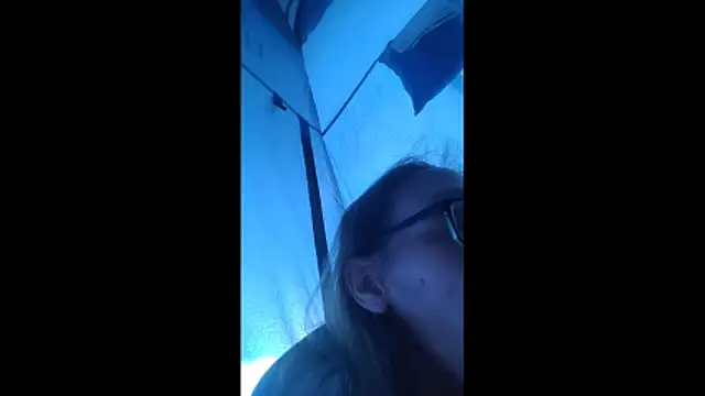 ILUV2TUCHMYKITTY online show from 12.20.25