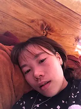 Snapshot of ngoclothingoc9en chatting on 12.04.24 ngoclothingoc9en online show from 12.04.24