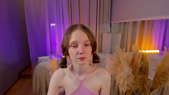  Rose Charming  online show from 01.24.25