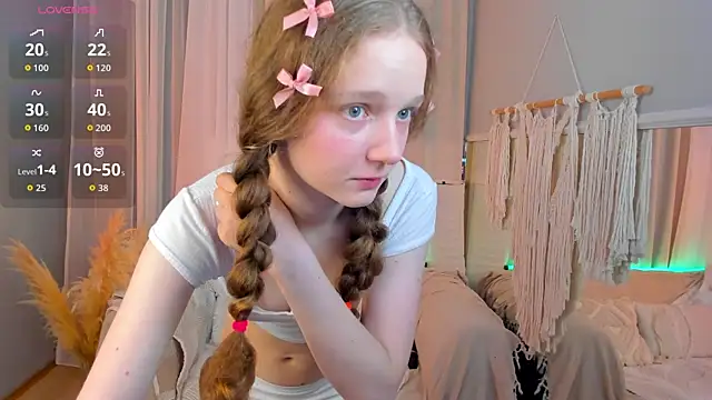  Rose Charming  online show from 09.13.25