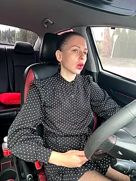 Marii Ann online show from 09.28.25