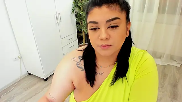 SpiceCarla online show from 01.07.25