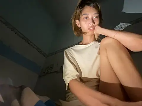 Snapshot of cave18hot chatting on 02.04.25 cave18hot online show from 02.04.25