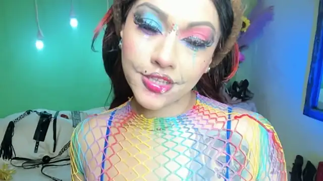 Snapshot of angelina_james_ chatting on 10.14.25 angelina james online show from 10.14.25