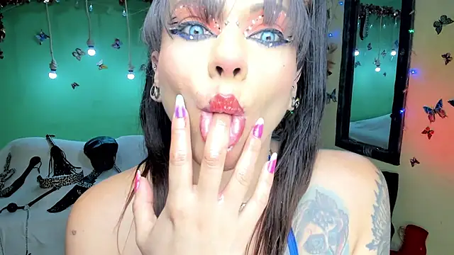 angelina james  online show from 05.29.26