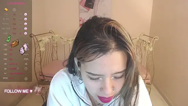 Mia Lopez  online show from 01.14.25